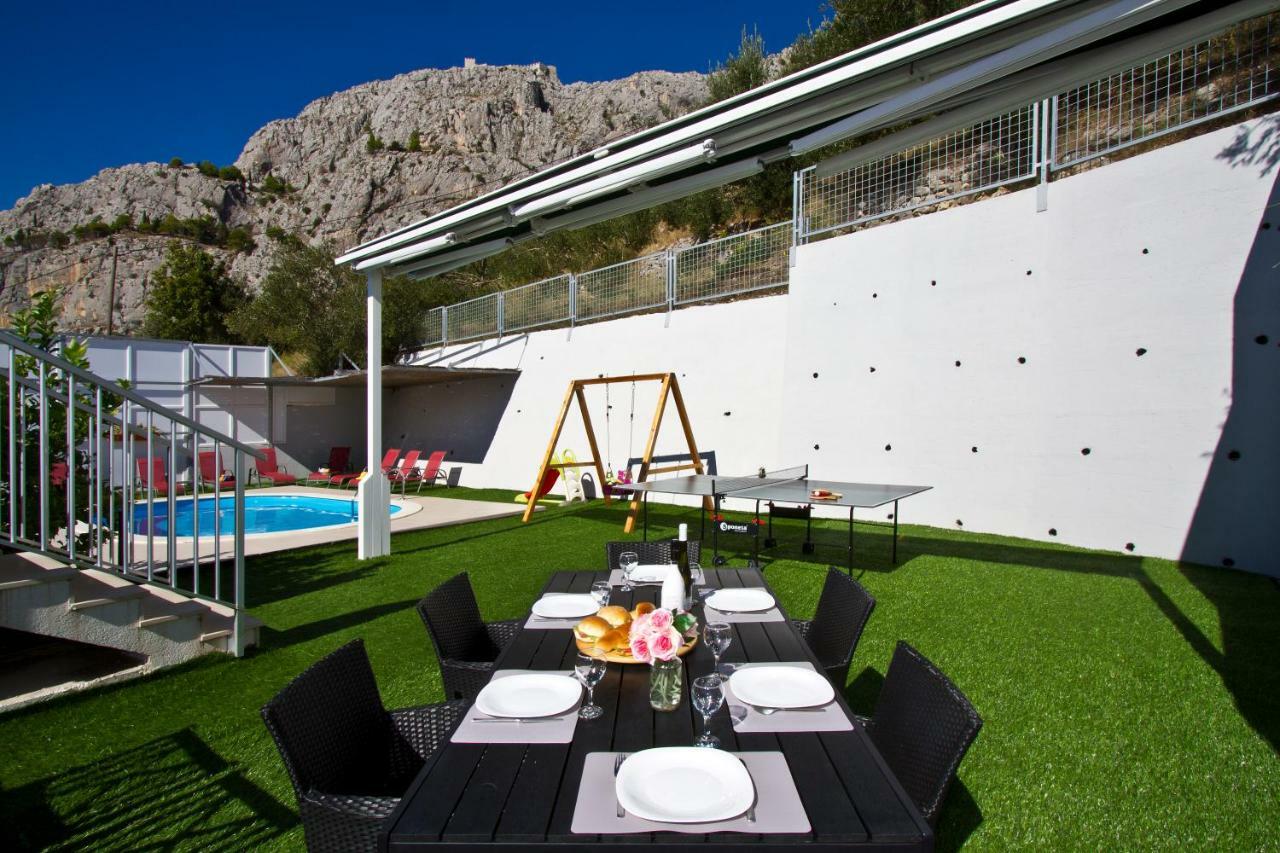 Villa Omis Michy - Family House For Big And Small Groups Omiš Exterior foto