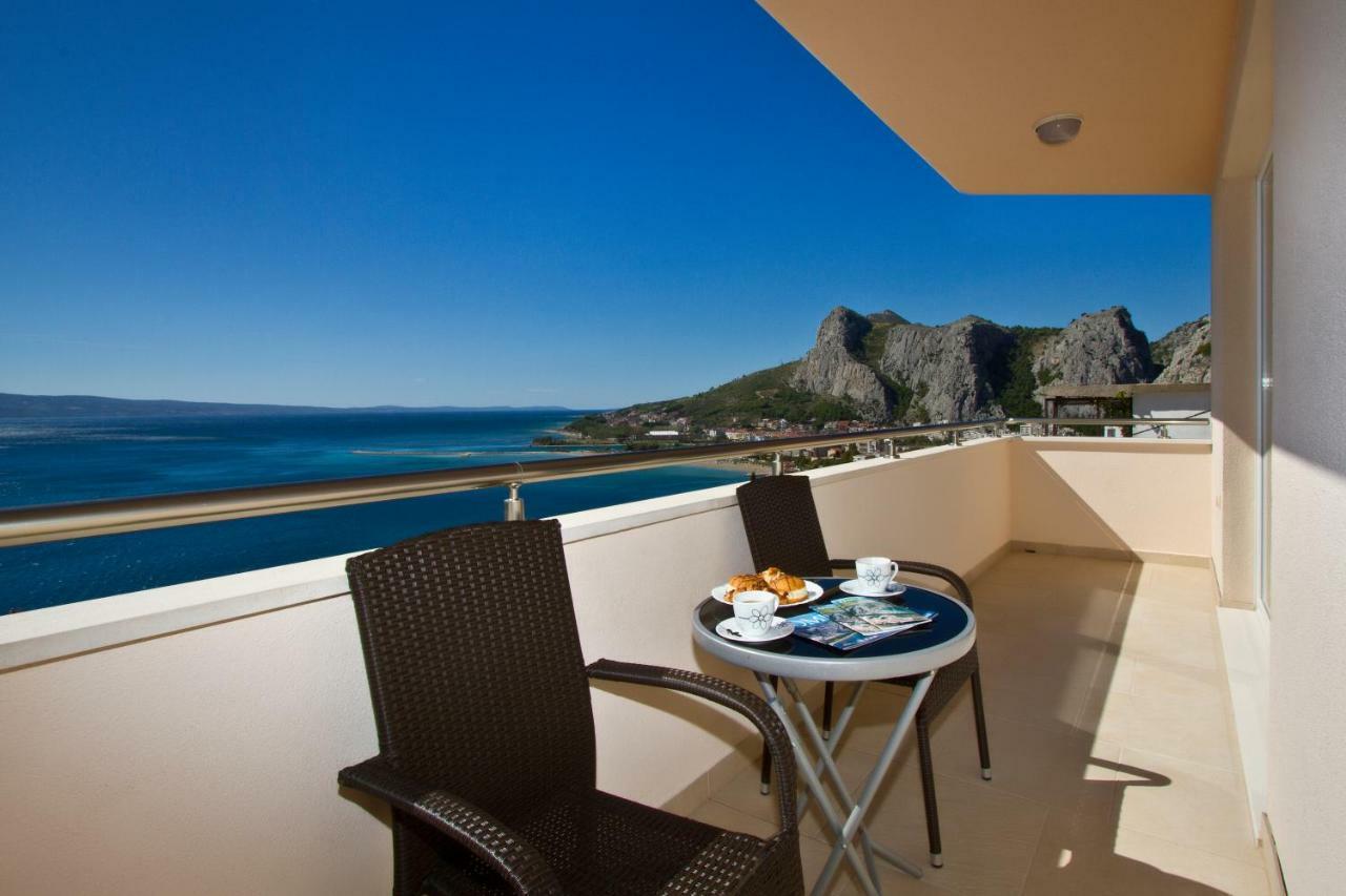 Villa Omis Michy - Family House For Big And Small Groups Omiš Exterior foto
