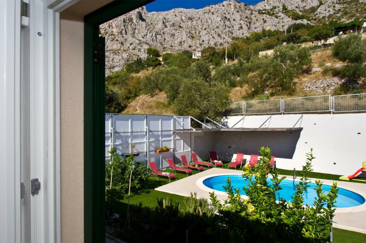 Villa Omis Michy - Family House For Big And Small Groups Omiš Exterior foto