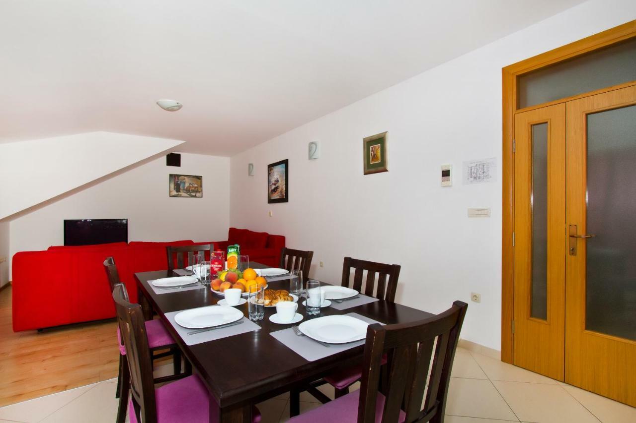 Villa Omis Michy - Family House For Big And Small Groups Omiš Exterior foto