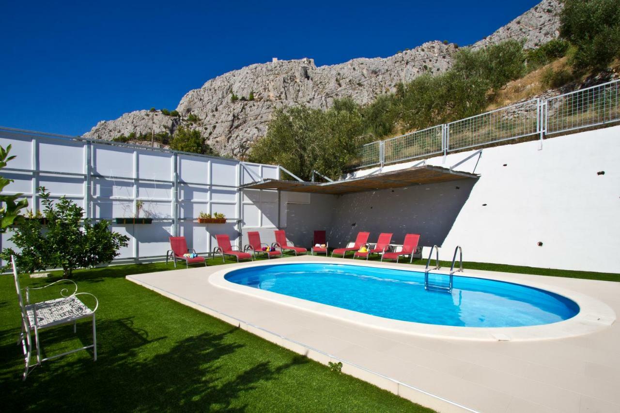 Villa Omis Michy - Family House For Big And Small Groups Omiš Exterior foto
