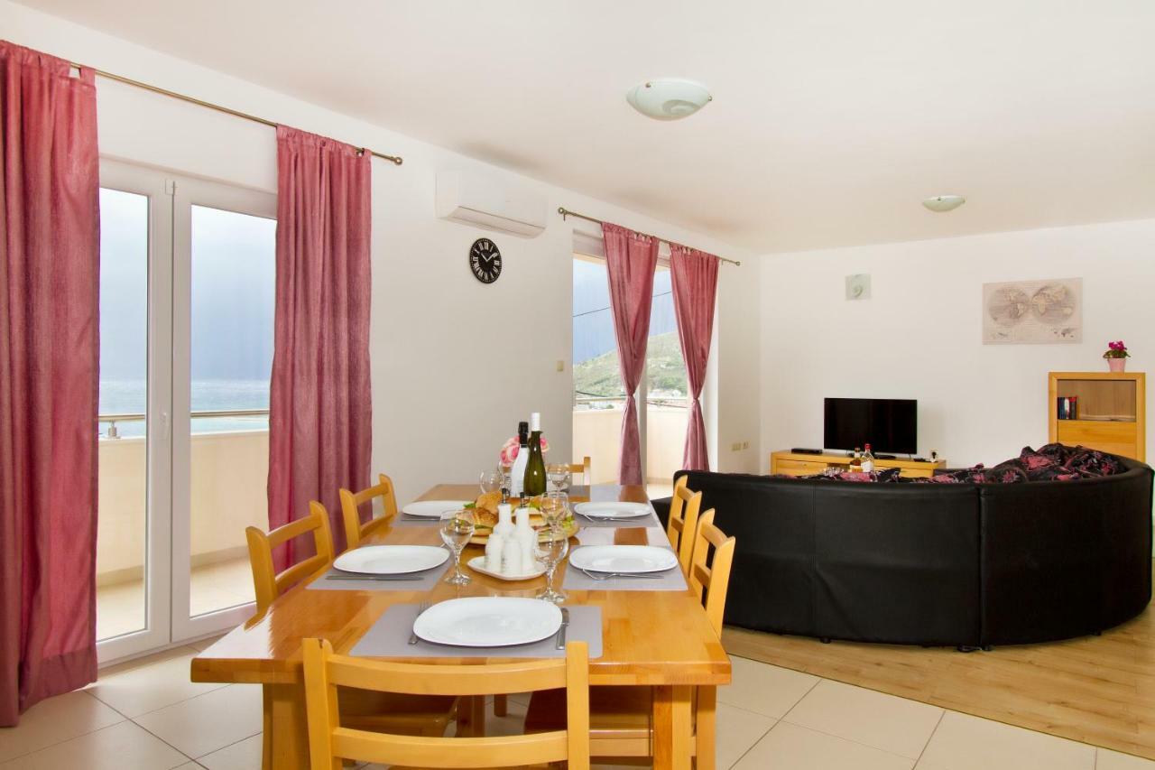 Villa Omis Michy - Family House For Big And Small Groups Omiš Exterior foto